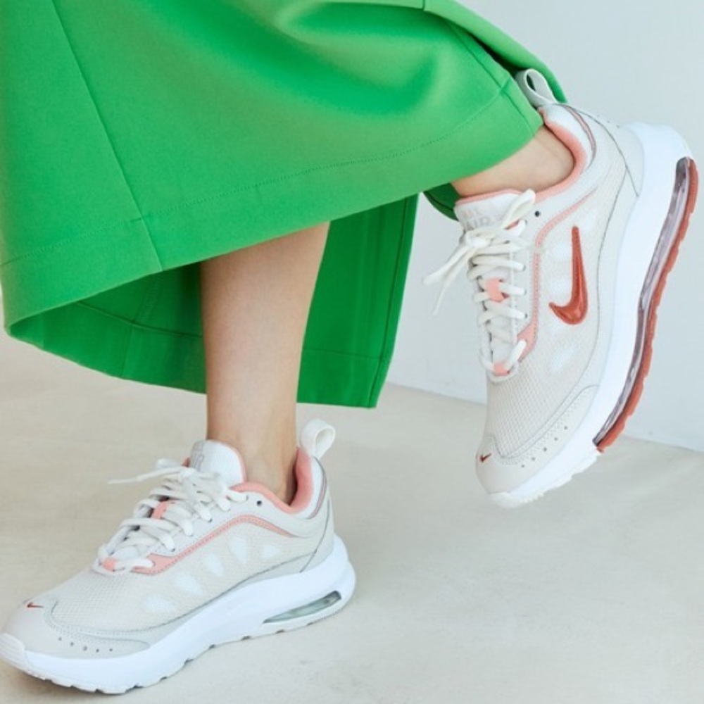 NWT Nike Air Max AP Women’s Shoes - Picture 2 of 10